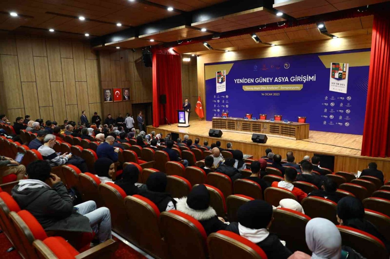 Güney Asya’nın durumu ve geleceği Bağcılar’da ele alındı