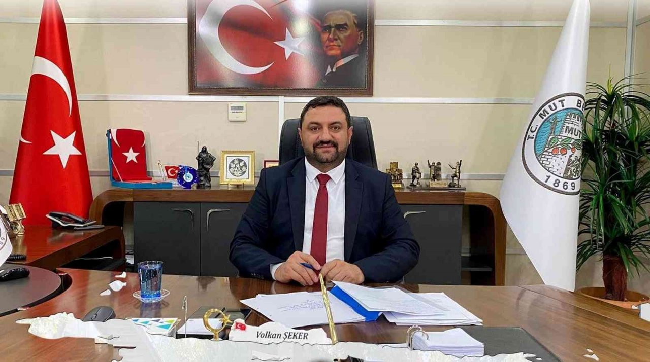 Başkan Volkan Şeker: "İlçeme hizmet vermekten mutluluk duyuyorum"