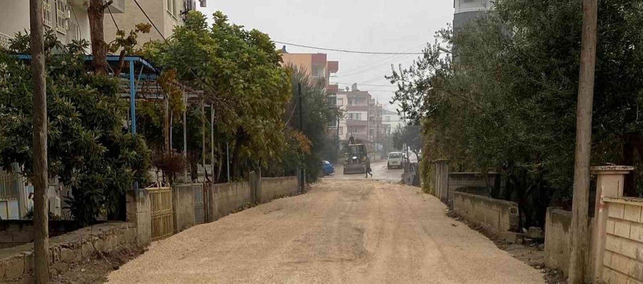 Başkan Volkan Şeker: "İlçeme hizmet vermekten mutluluk duyuyorum"