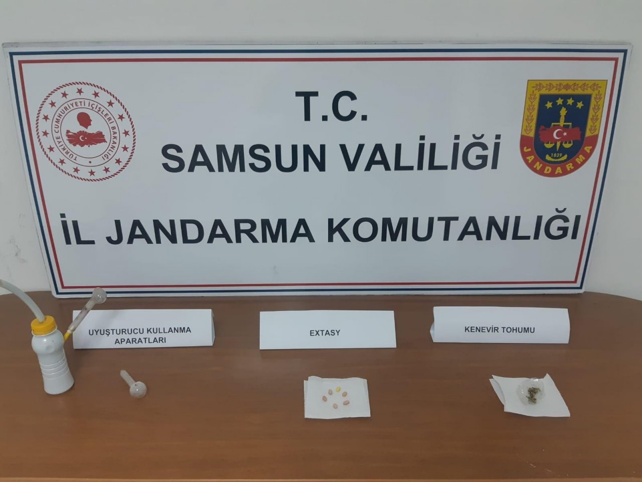 Jandarmadan uyuşturucu operasyonu