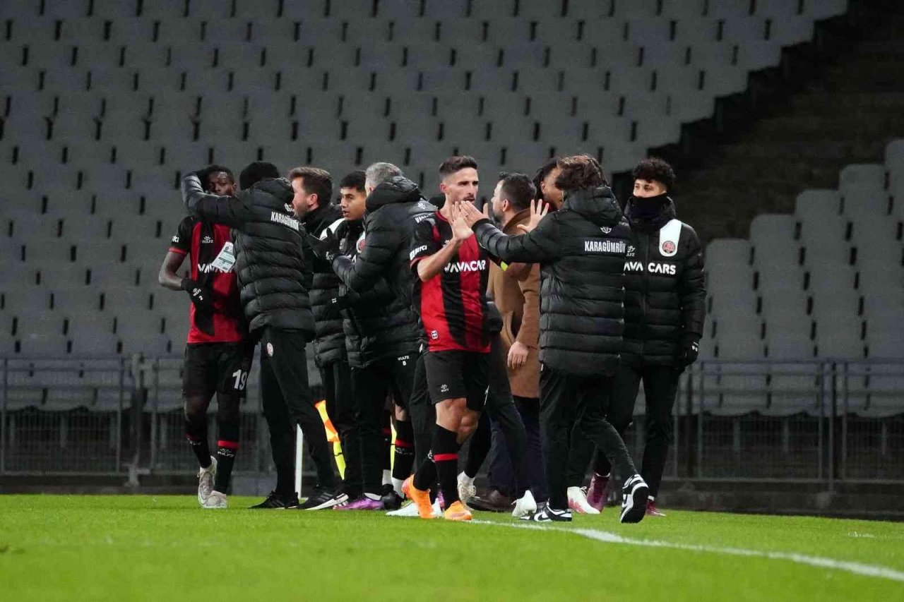 Spor Toto Süper Lig’de Haliç derbisi heyecanı