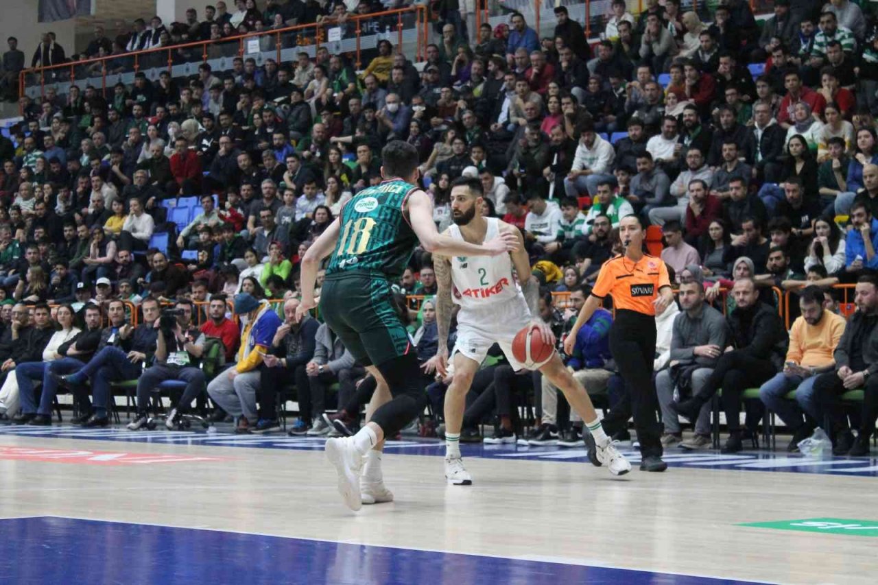 Basketbol Süper Ligi: Konyaspor: 71 - Pınar Karşıyaka: 82