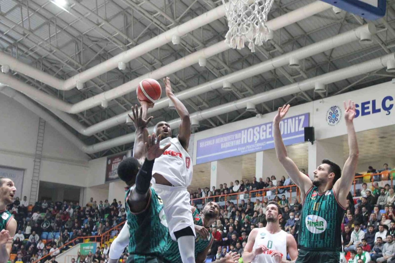 Basketbol Süper Ligi: Konyaspor: 71 - Pınar Karşıyaka: 82