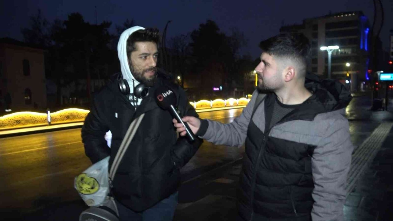 Depremi yaşayan Elazığlılar, yaşadıkları korkuyu anlattı