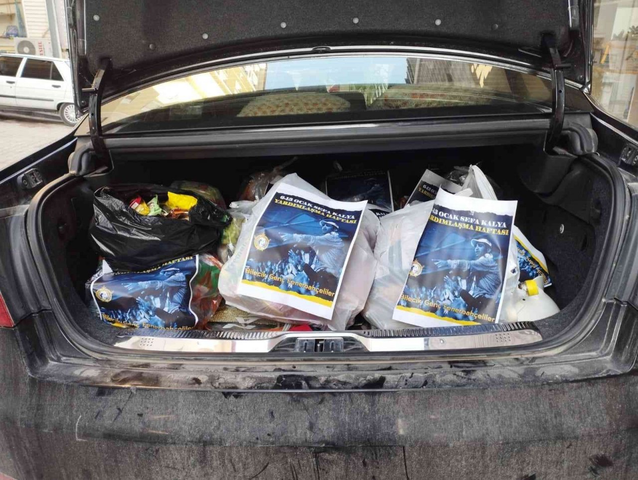 Bilecik GFB’den Sefa Kalya anısına erzak yardımı