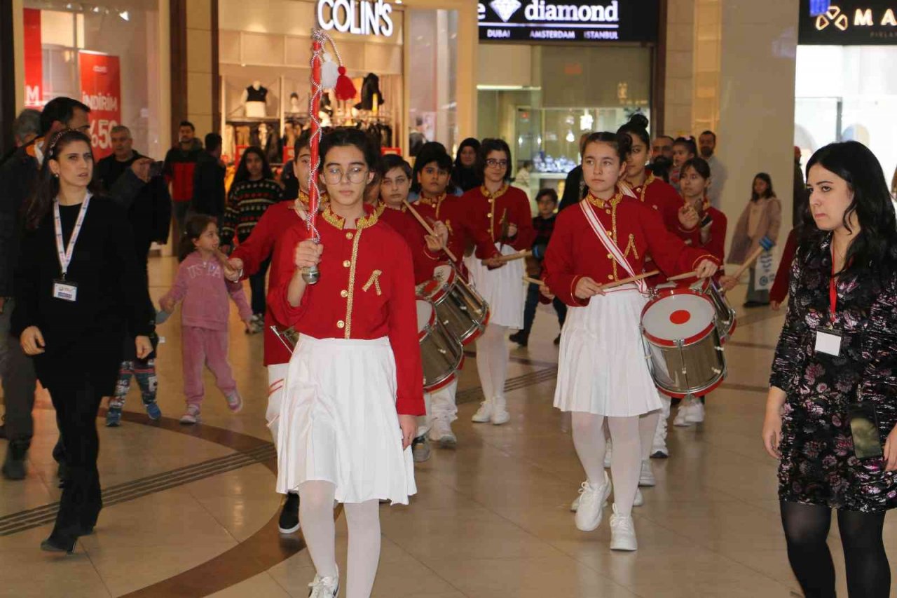 Ceylan Karavil Park AVM’de bilim fuarı