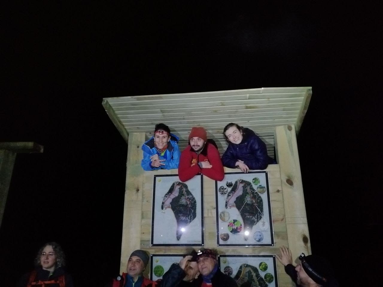 Sıfırın altında doğa yürüyüşü