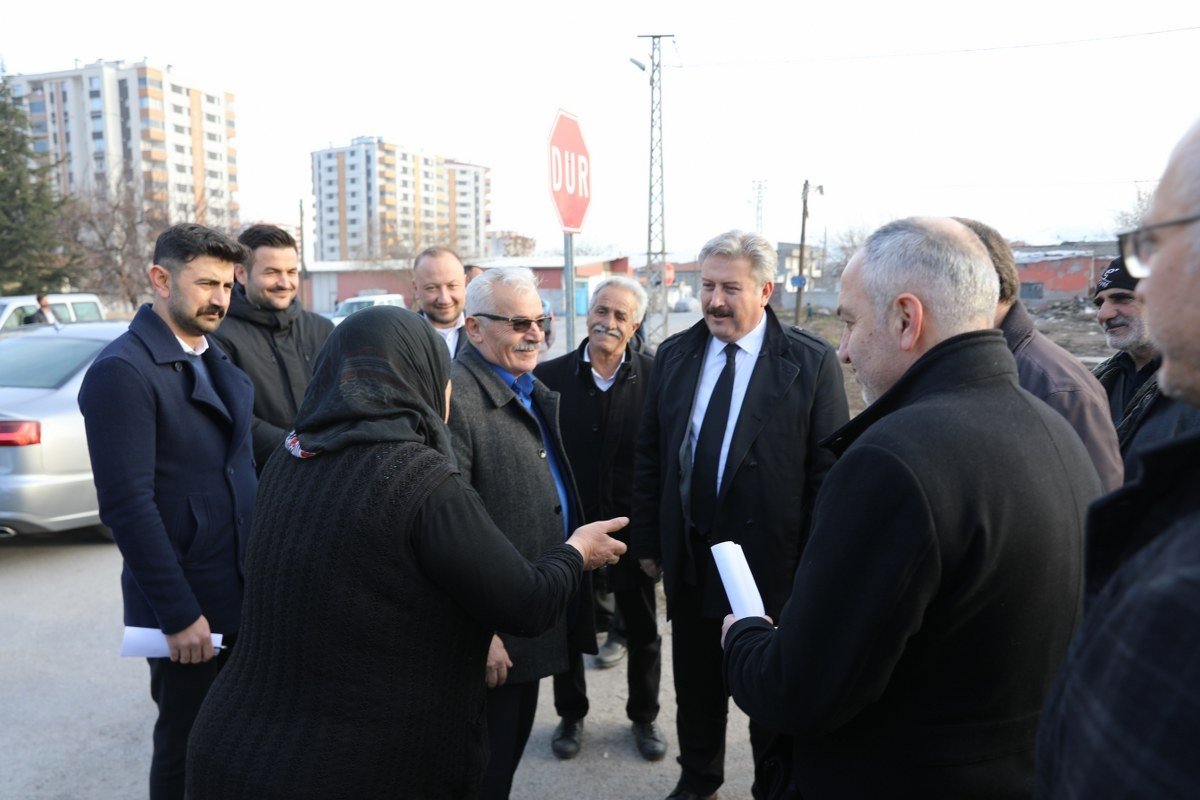 1000 Dairelik Kazım Karabekir Kentsel Dönüşüm Projesi İçin Yıkımlar Başladı