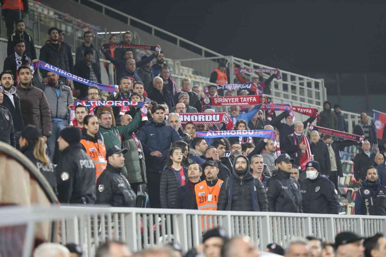 Spor Toto 1. Lig: Altınordu: 2 - Gençlerbirliği: 1