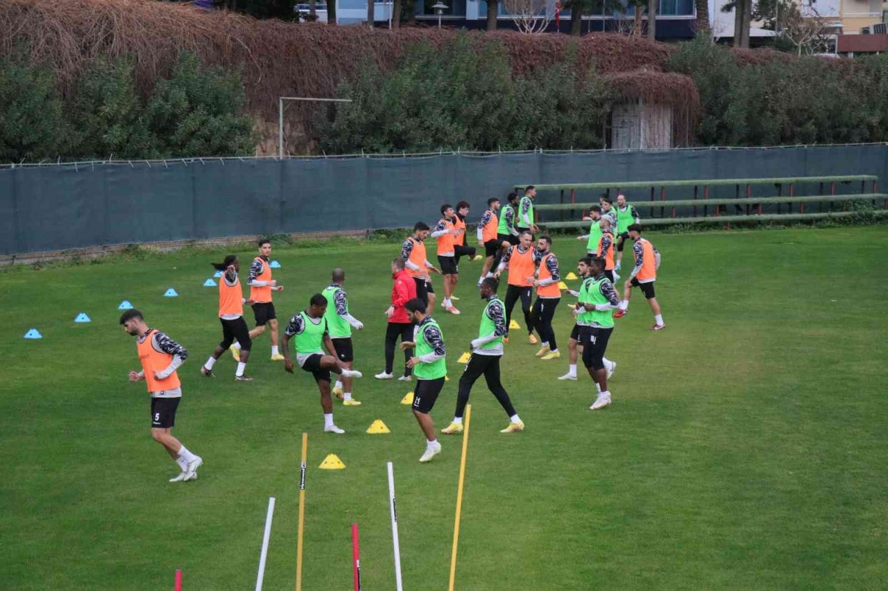 Alanyaspor, Galatasaray maçı hazırlıklarını sürdürdü
