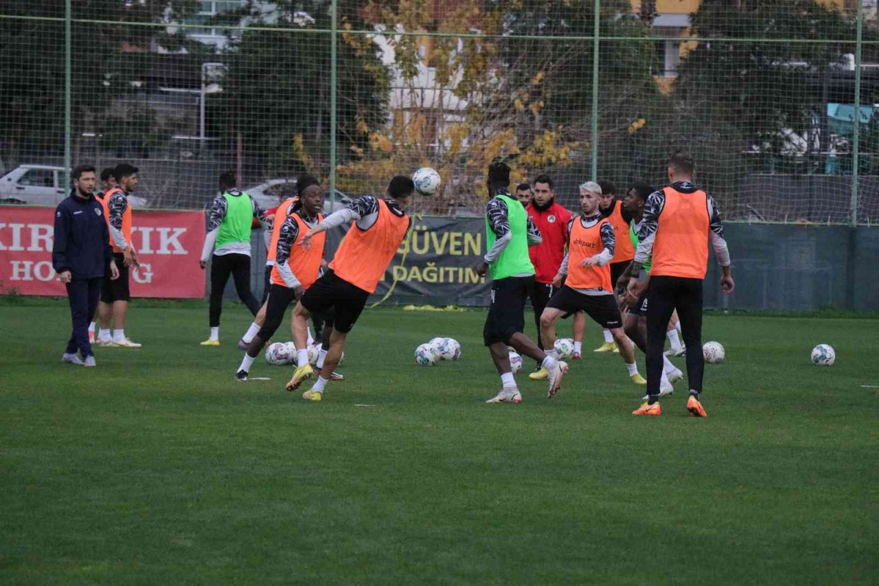Alanyaspor, Galatasaray maçı hazırlıklarını sürdürdü