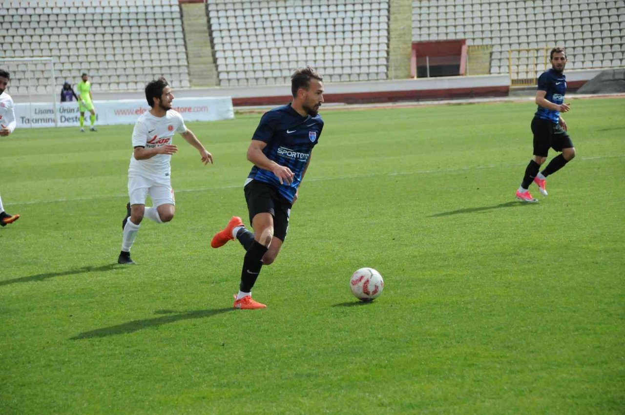 23 Elazığ FK 2 isim ile anlaştı