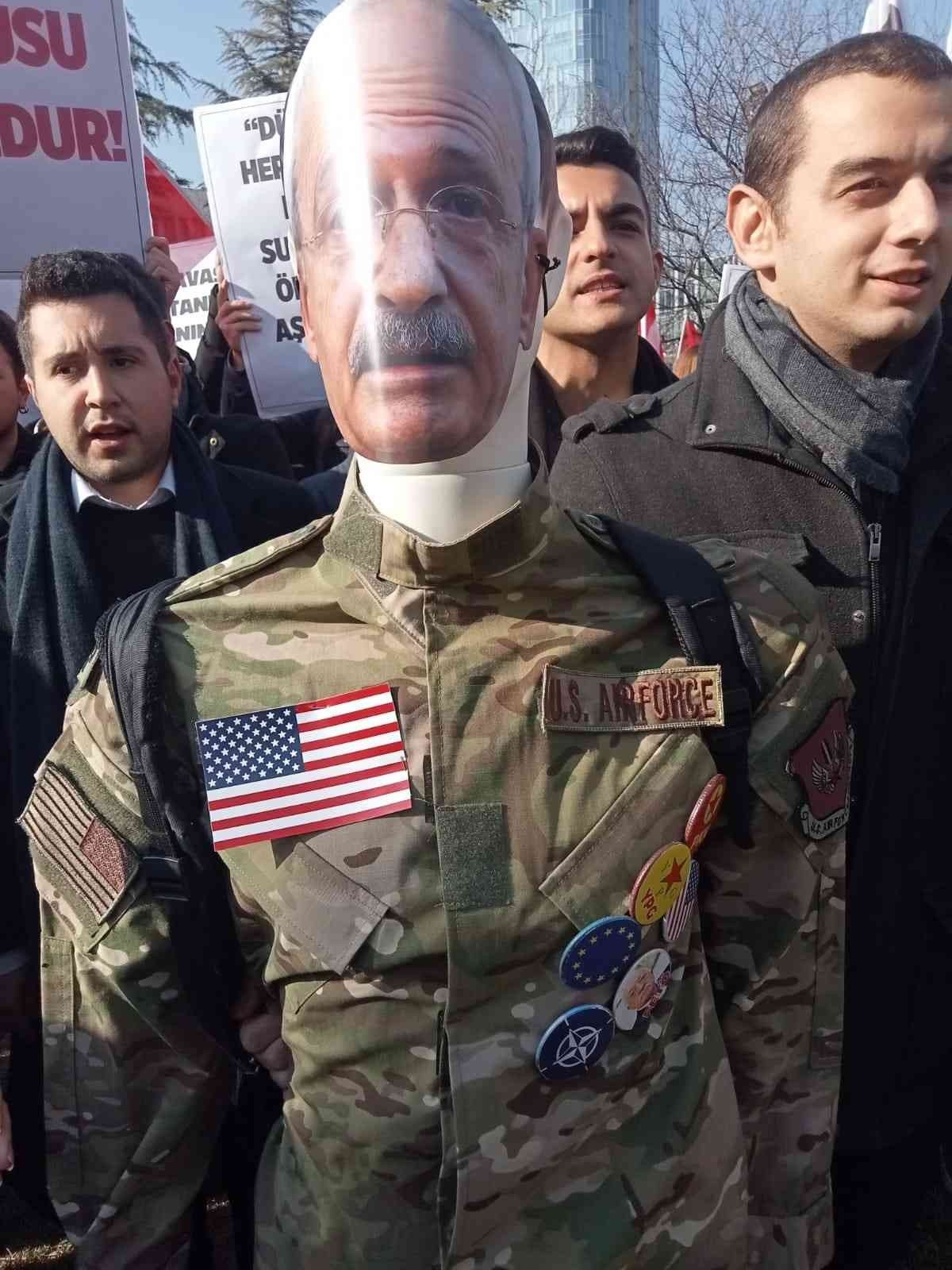 CHP Genel Başkanı Kılıçdaroğlu’na Amerika üniformalı tepki