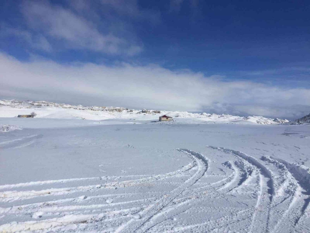 Mersin Anamur’da kar yağışı