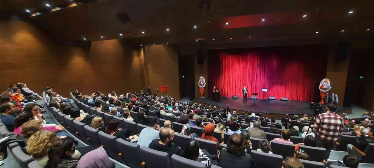 Gazipaşa Kültür Merkezi ilk etkinliğine ev sahipliği yaptı