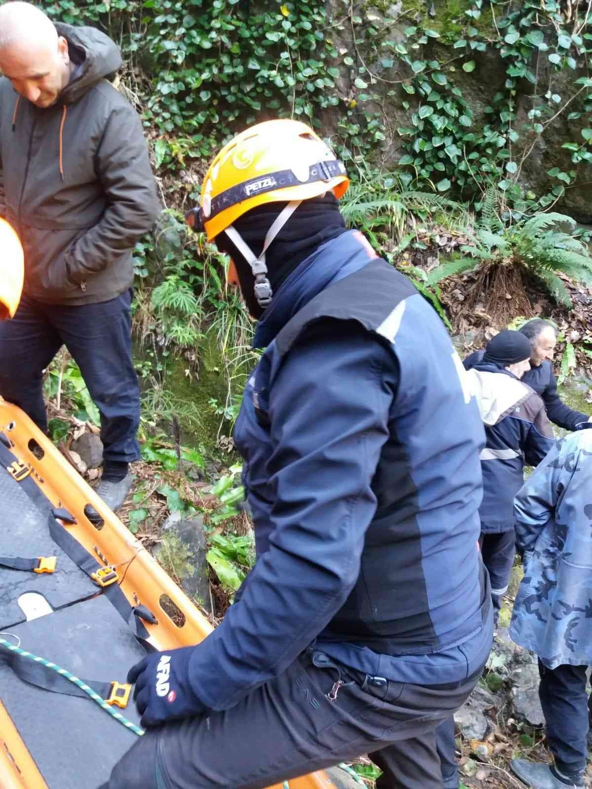 Av için evden çıkıp dönmeyen şahıs ormanda ölü bulundu