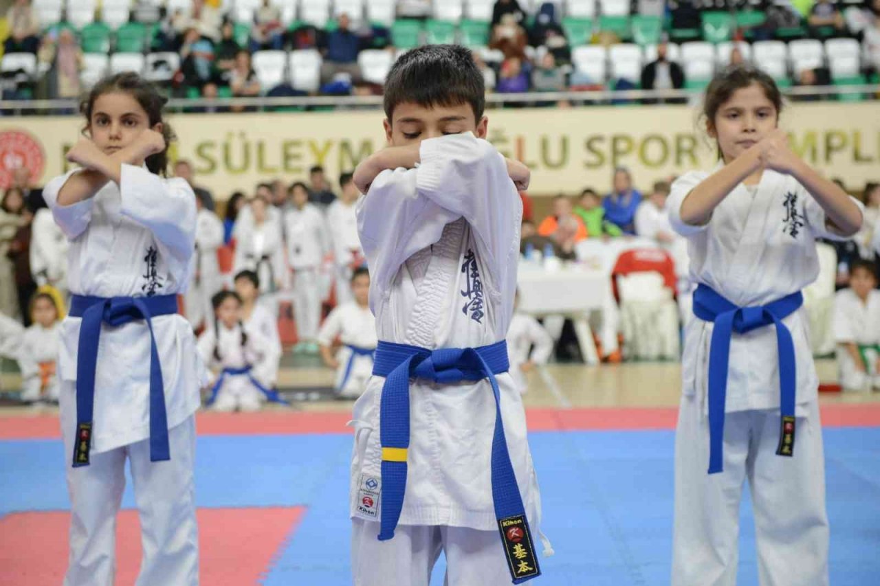 Yıldırım’da karate rüzgârı