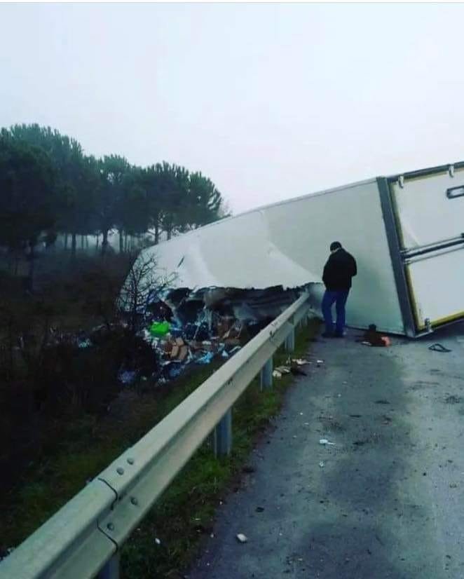 Biga’da TIR kazası