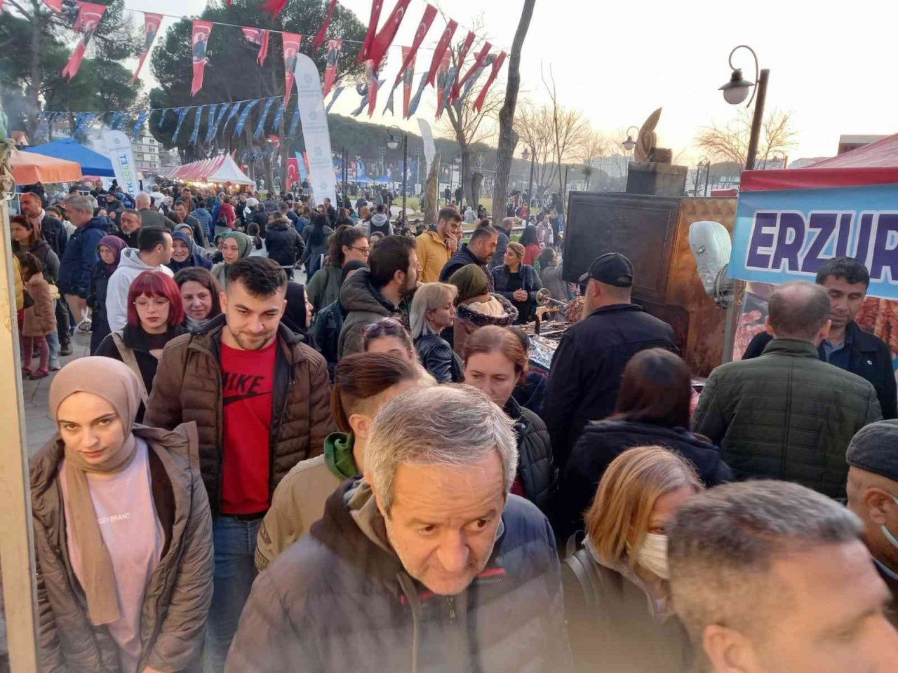 Dadaşlar Efelerle Aydın’da buluştu, Tekstil Park’ta adım atacak yer kalmadı