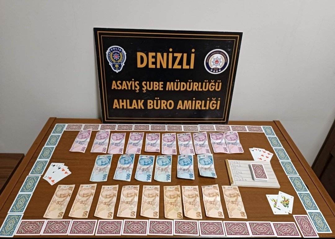 Denizli’de kumar ve fuhşa geçit verilmedi