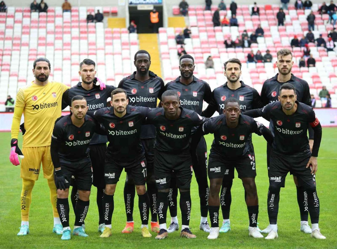 Sivasspor ile Karacabey Belediye çeyrek final için mücadele edecek