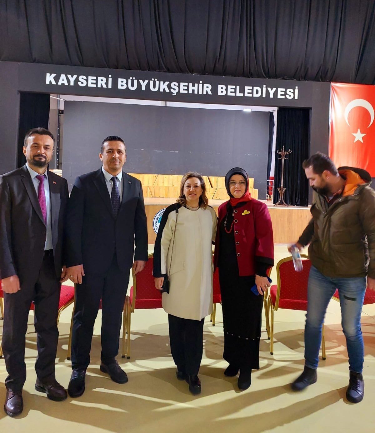 Bakan Yardımcısı Yavuz, büyükşehir tesislerine hayran kaldı