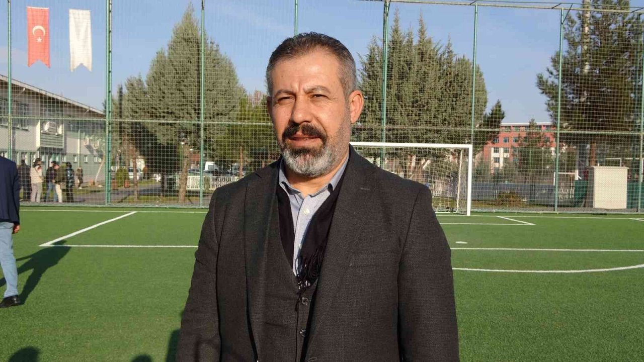 Diyarbakırlı kuyumcuların futbol turnuvasında kupa ’altın kaplama’