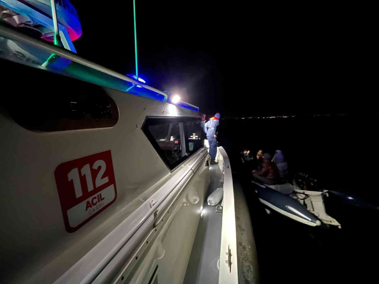 19 düzensiz göçmen yakalandı, 45’i kurtarıldı