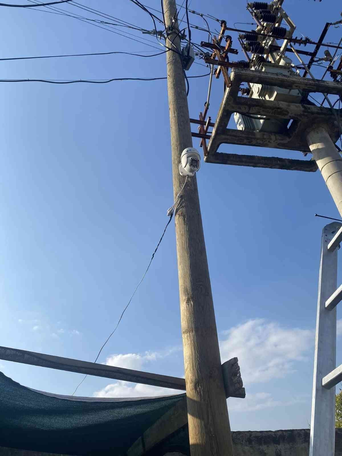 Artan hırsızlık olaylarına karşı çareyi güvenlik kamerasında buldu