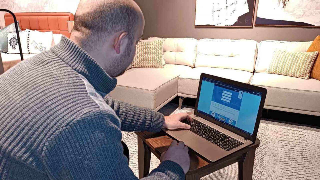 Araç muayene istasyonun sitesini kopyalayıp dolandırdılar