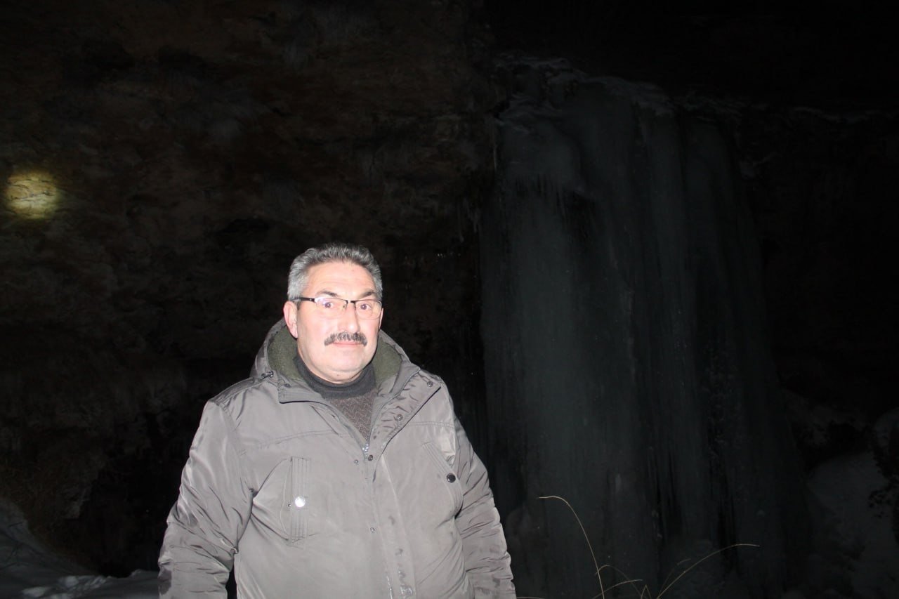 Sırakayalar Şelalesi buz tutmuş haliyle kartpostallık görüntü oluşturdu