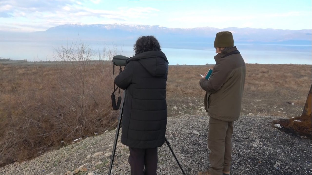 Göller bölgesinde kuşların izini sürüyorlar