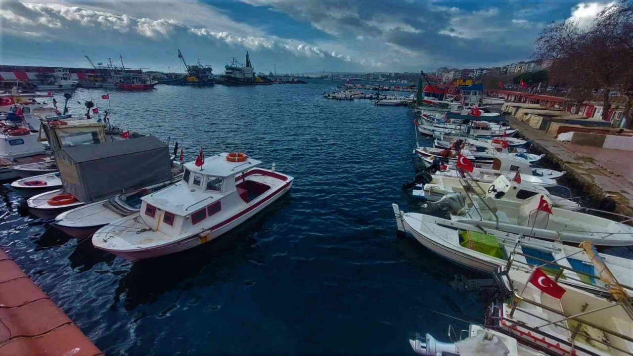 Meteoroloji uyarmıştı: Marmara’da şiddetli fırtına