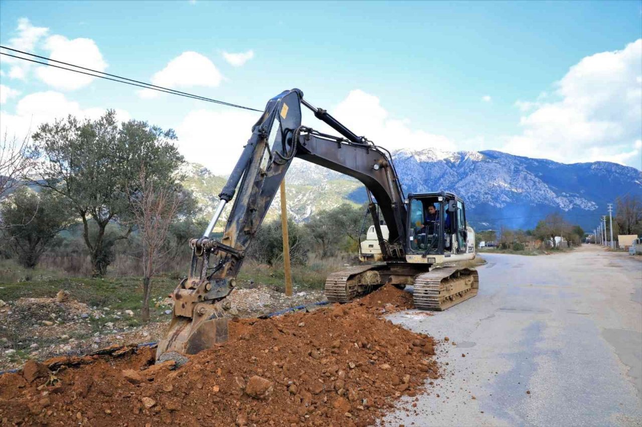 MUSKİ, Ortaköy Mahallesi’ne ilave içme suyu hattı yapıyor