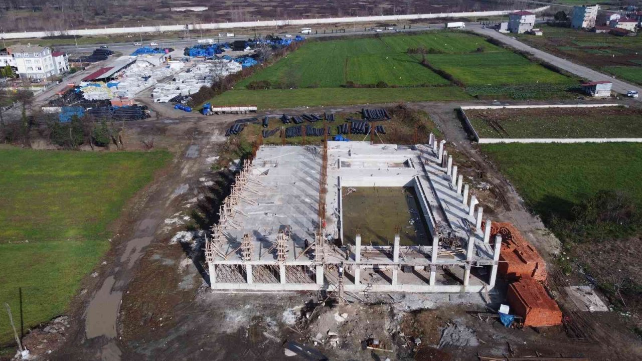 Tekkeköy kapalı yüzme havuzuna kavuşuyor