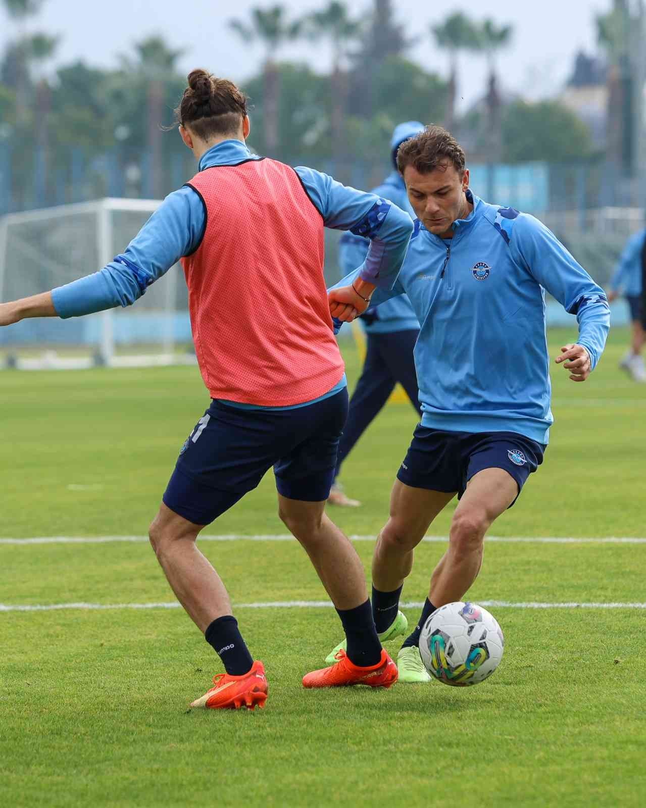 Adana Demirspor, Giresunspor maçı hazırlıklarını sürdürdü