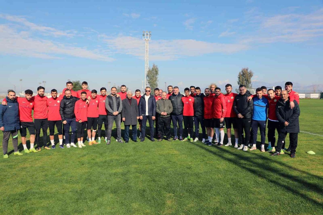 Başkan Yalçın’dan Talasgücü’ne moral ziyareti