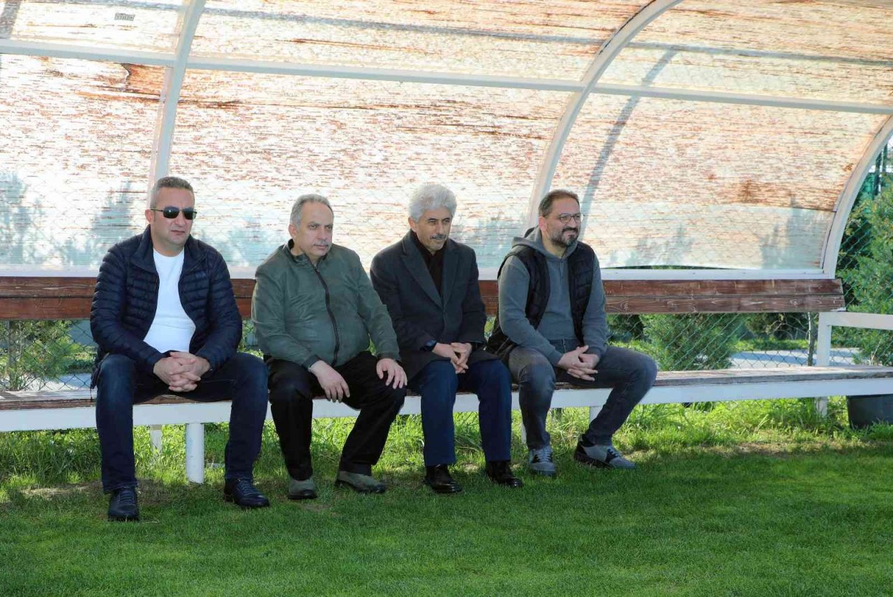 Başkan Yalçın’dan Talasgücü’ne moral ziyareti