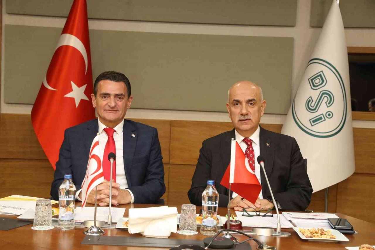 Tarım ve Orman Bakanı Kirişci, KKTC Tarım ve Doğal Kaynaklar Bakanı Oğuz ile görüştü