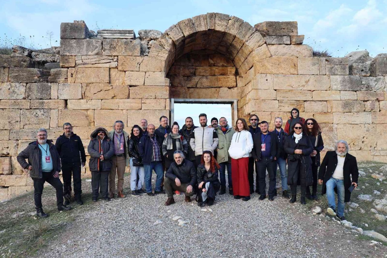 11. Ege Tiyatrolar Birliği Buluşması Uşak’ta gerçekleşti