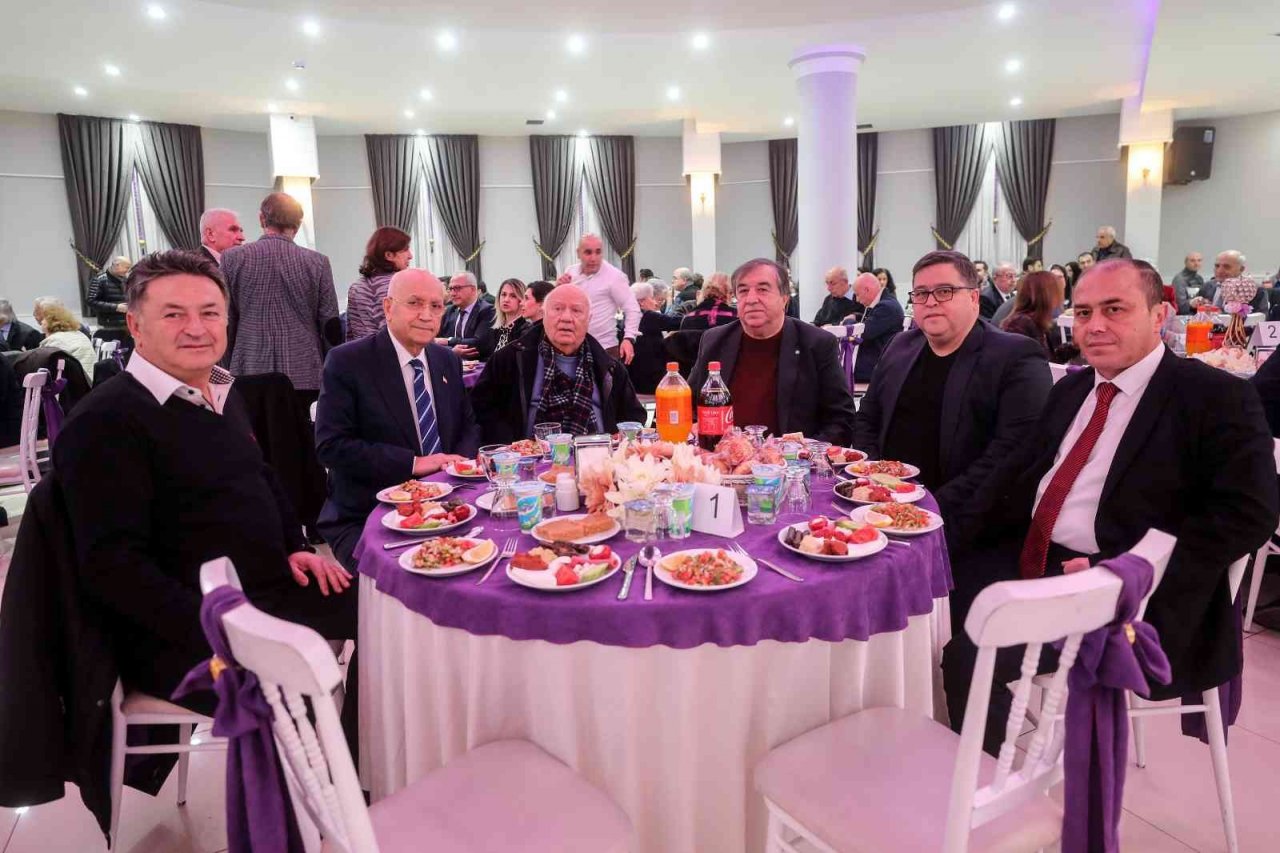 Sandıklılılar, Yenimahalle’de bir araya geldi