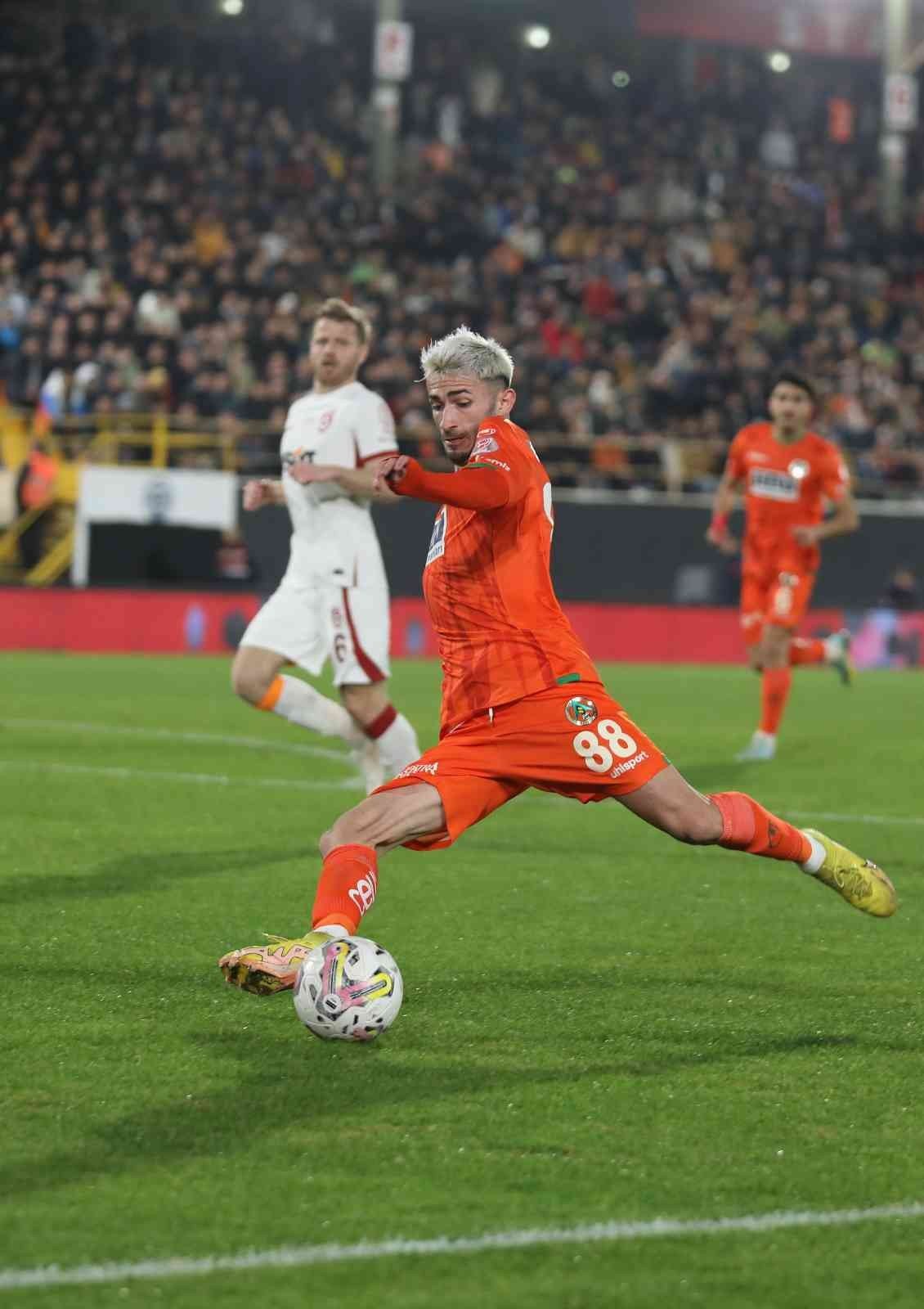 Ziraat Türkiye Kupası: Alanyaspor: 1 - Galatasaray: 2 (Maç sonucu)