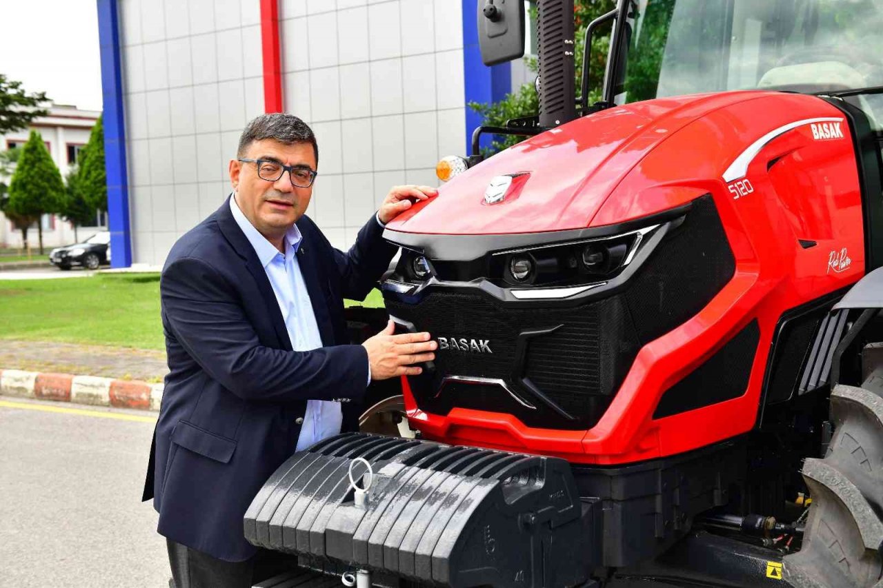 Başak traktöre bir ödül daha