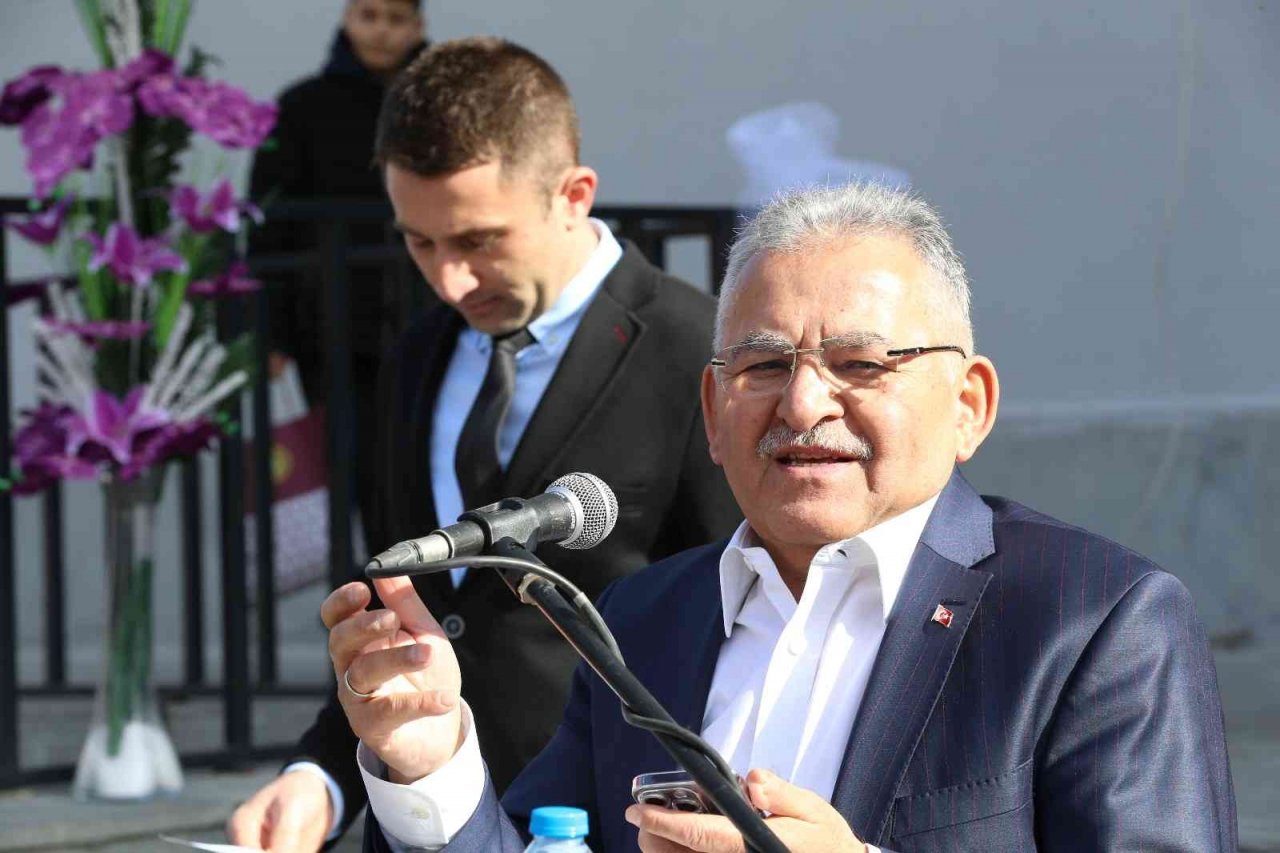 Başkan Büyükkılıç, 3,5 milyon TL’lik eğitim ve spor yatırımının açılışını yaptı