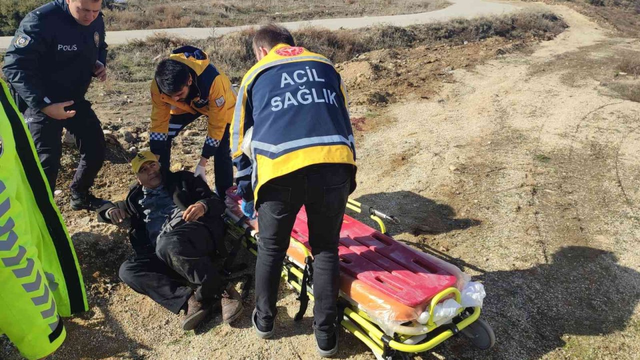 Kontrolden çıkan kasalı motosiklet devrildi: 4 yaralı