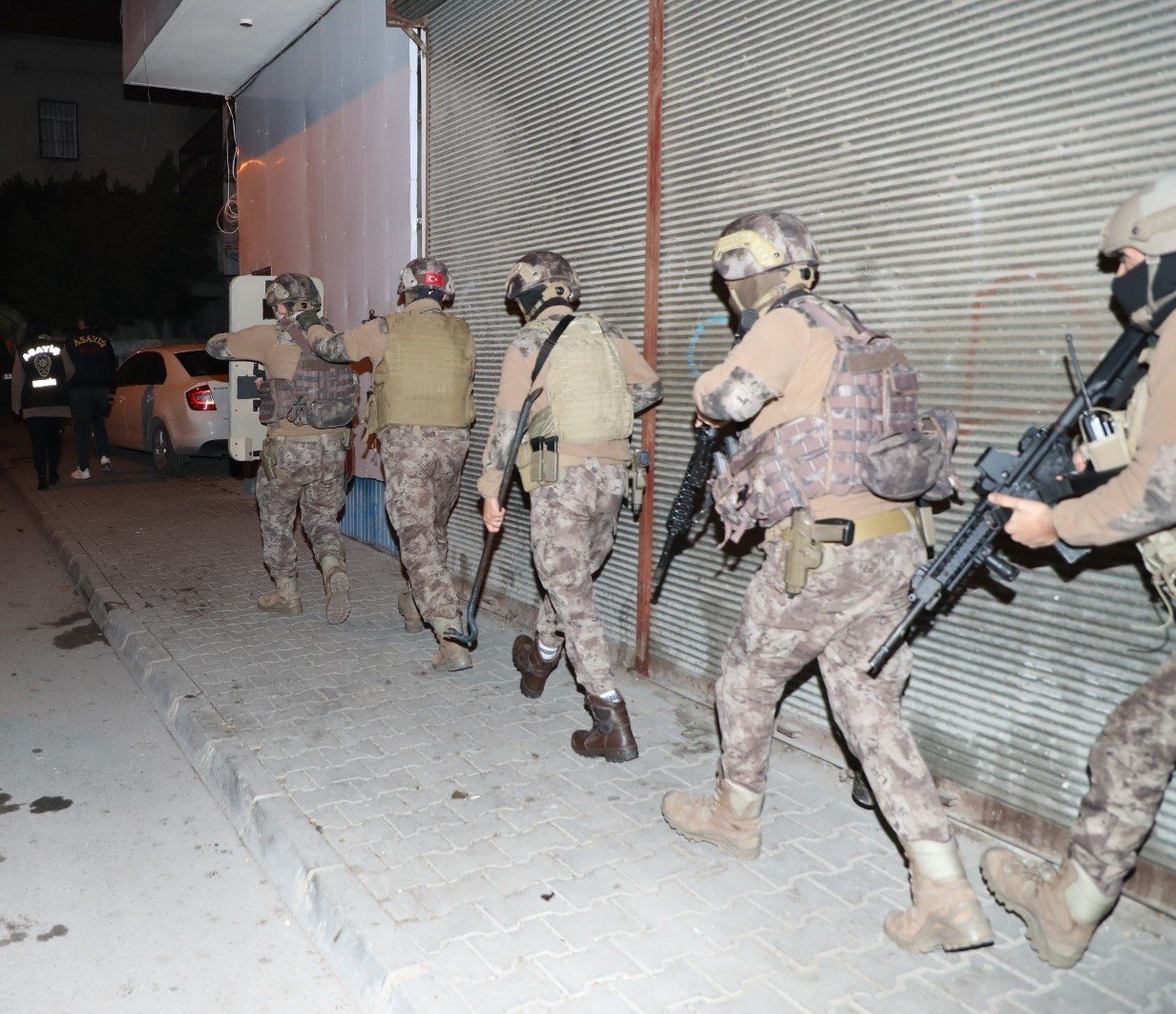Mersin’de "huzur ve güven" operasyonu: 10 şüpheli gözaltına alındı