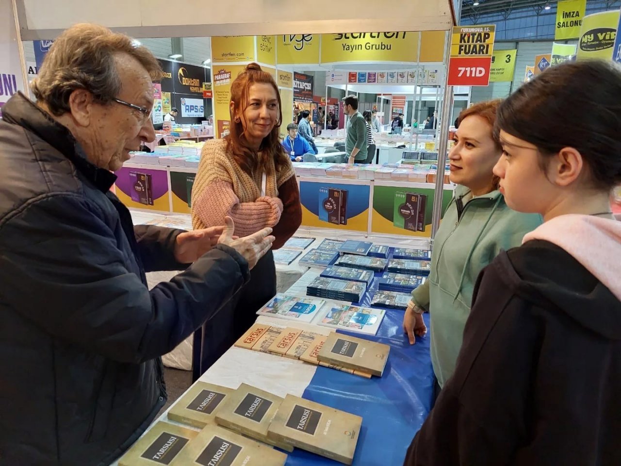 Tarsus Belediyesi standı, Çukurova Kitap Fuarında yoğun ilgi görüyor