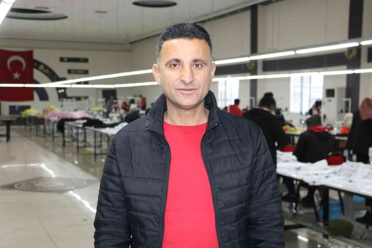 Diyarbakırlı öğrencilerden Ukraynalı askerlere uyku tulumu ihracatı