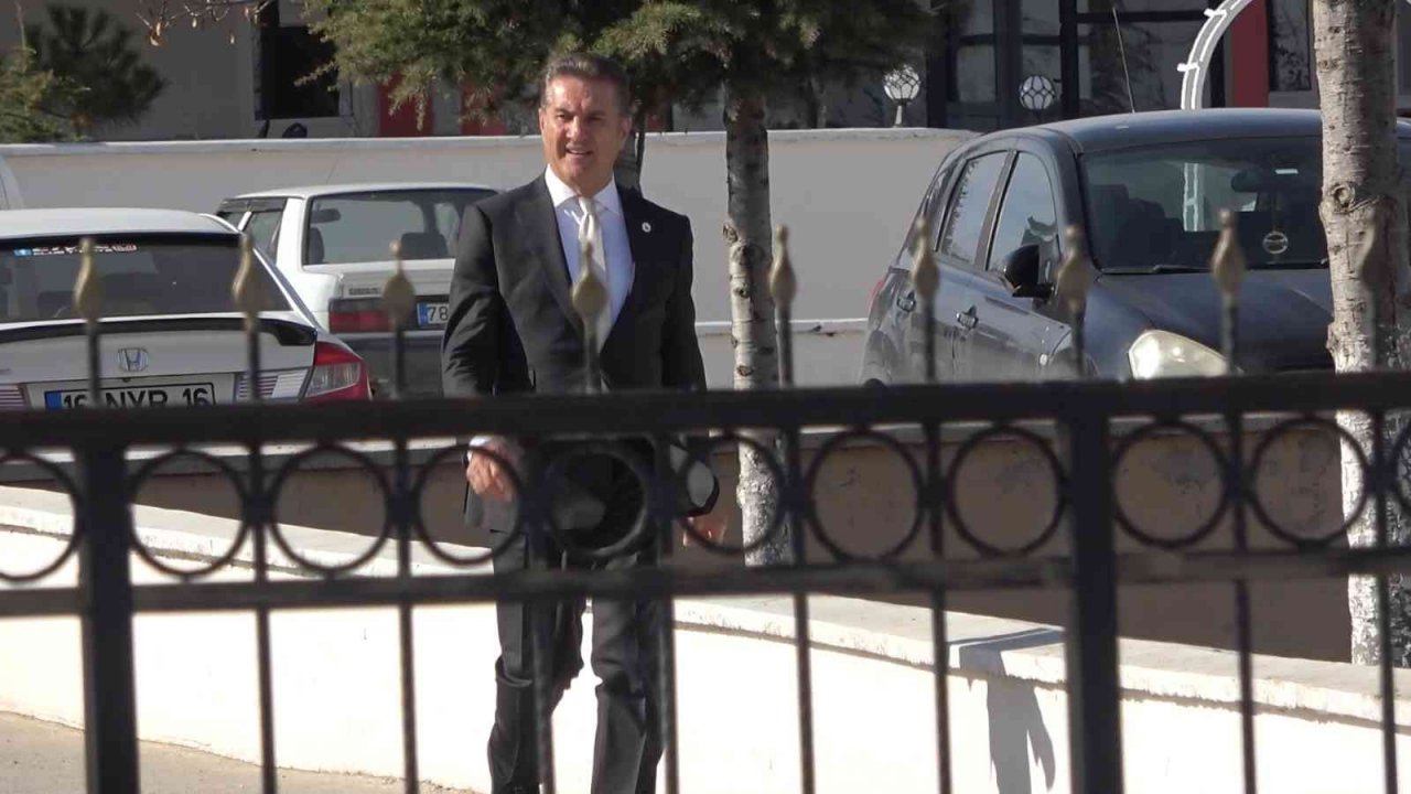 Babacan’ın İHA ve SİHA’ları hedef aldığı sözlerine TDP Lideri Sarıgül’den tepki: "Türk savunma sanayisine dil uzatmasını doğru bulmuyorum"