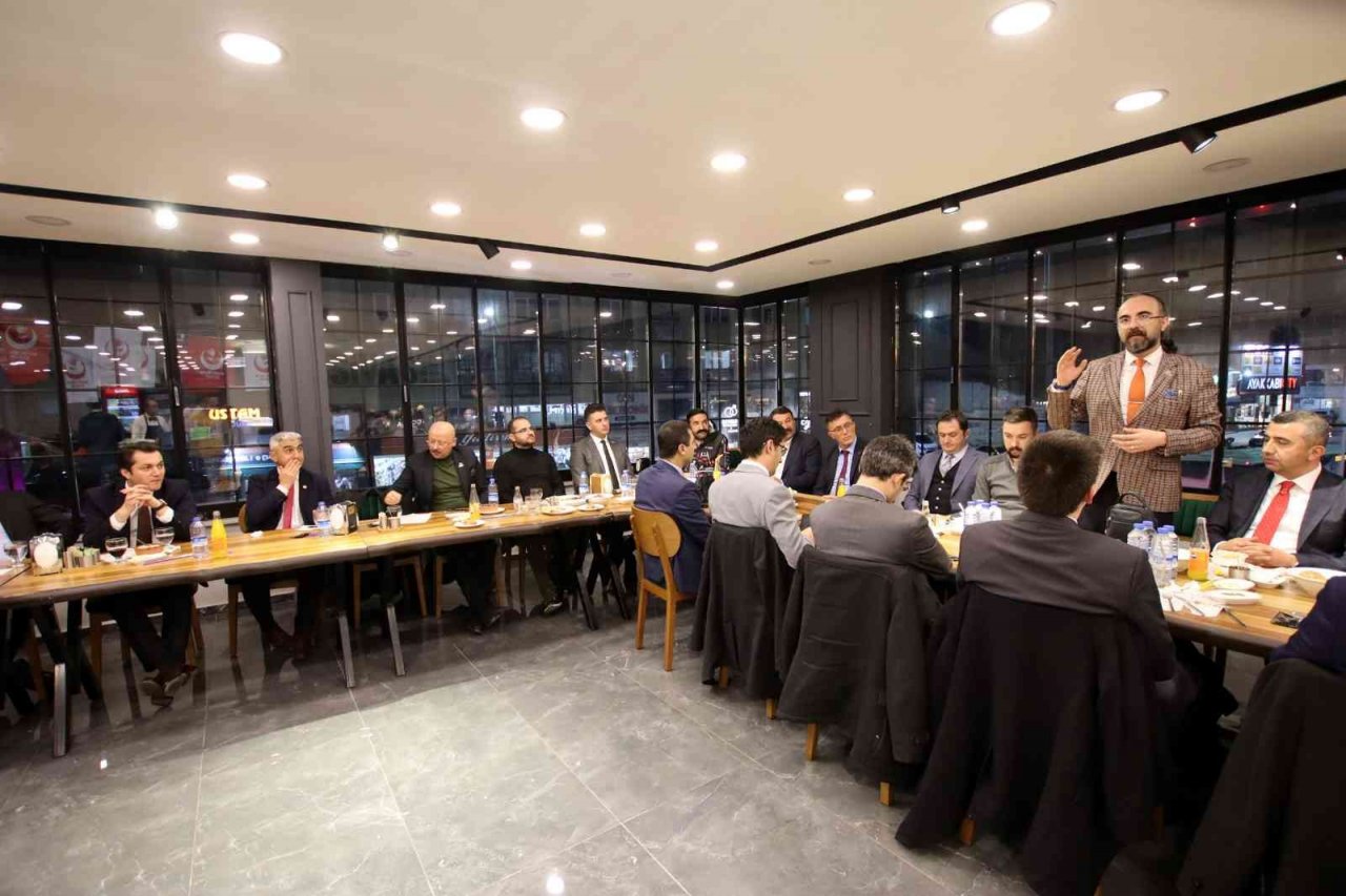 Tokatlı bürokratlar Sivas’ta bir araya geldi
